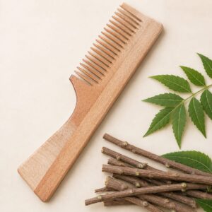 WOODEN COMB WITH HANDLE
